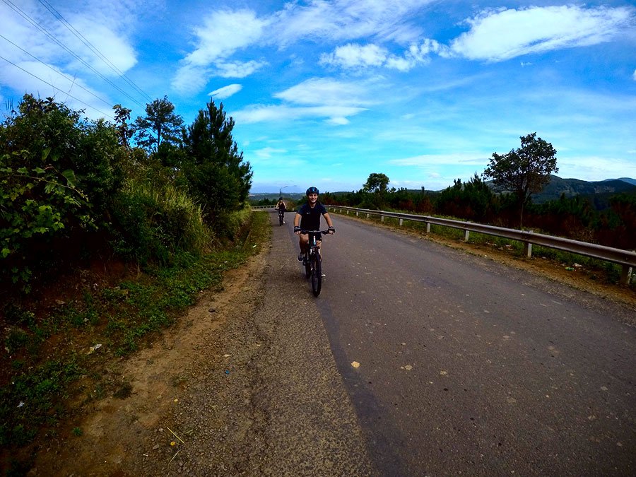 Da Lat Bike Tour to Mui Ne Beach 1 Day